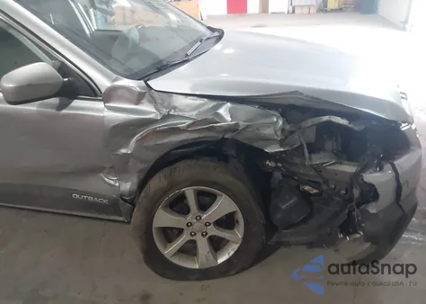 2013 Subaru Outback 2.5I Premium z USA, uszkodzony, nr VIN 4S4BRCCC9D3240895